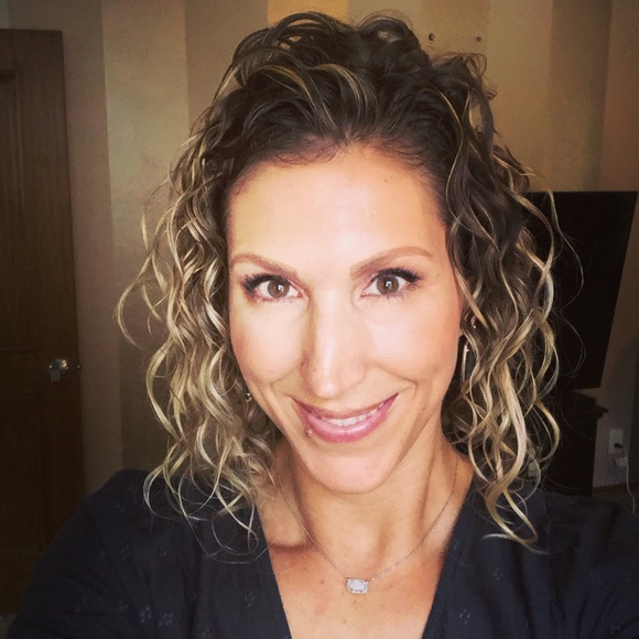 Meet your Posher, Posh - Picture 1 of 1